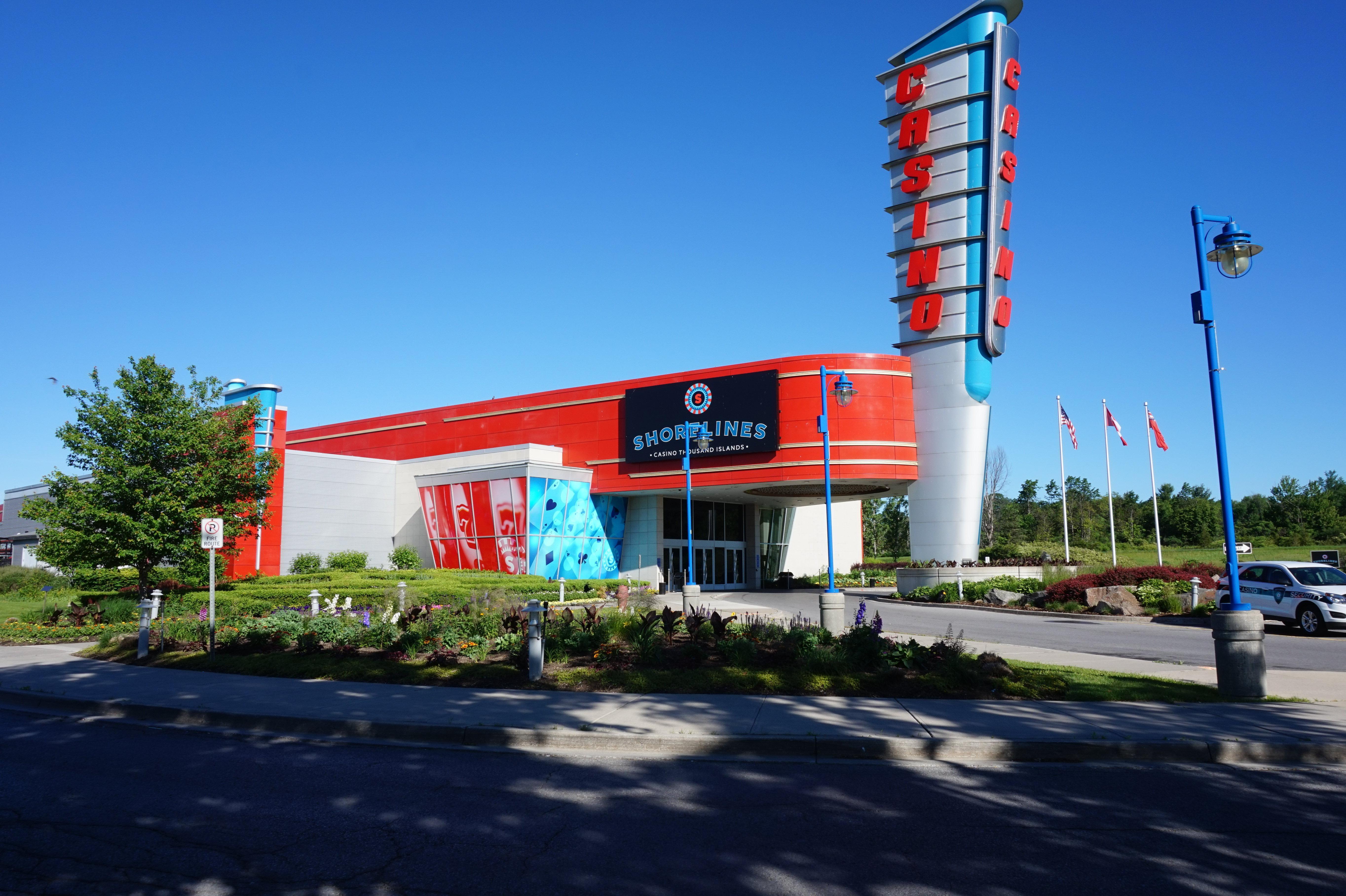 Holiday Inn Express Hotel & Suites 1000 Islands - Gananoque By Ihg Exterior photo